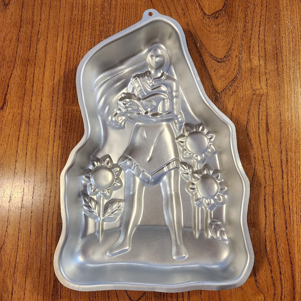 1995 Pocahontas Wilton Cake Pan Vintage 1990s Disney Birthday Cake Pan VTG - Picture 3 of 14